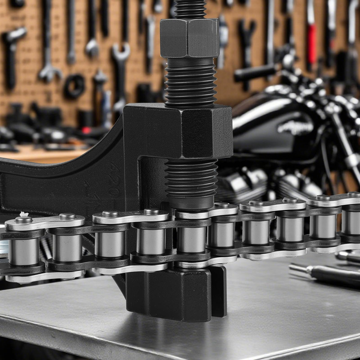 Chain Breaker Tool with 2 Replaceable Cutting Pins W64265