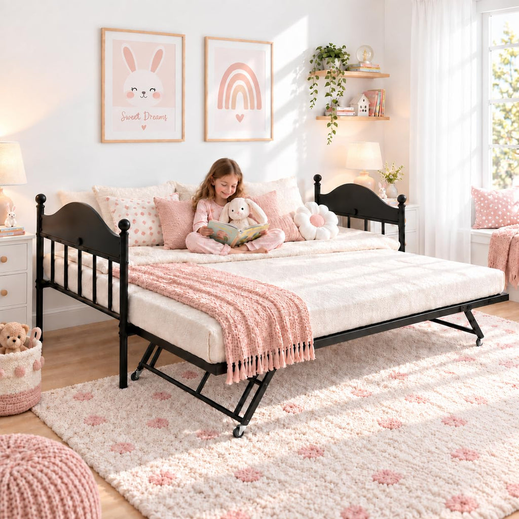 Black Daybed with Pop Up Trundle Q47415